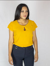 Cargar imagen en el visor de la galería, Blusa Berenice - Mostaza BLUSAS Y CAMISAS VENNUS® M 
